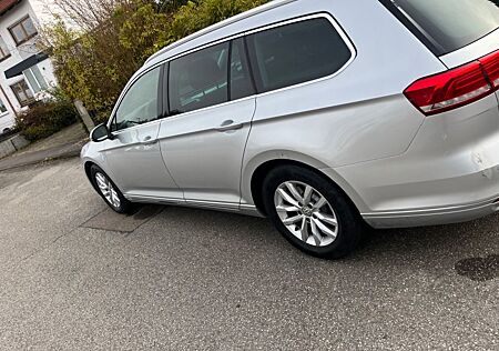VW Passat Variant Volkswagen 2.0 TDI 130kW Comfortline BMT...
