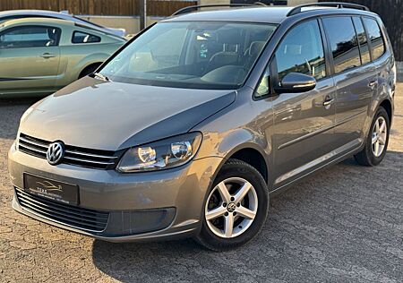 VW Touran Volkswagen BMT 7Sitzer*AHK*Tüv Neu*