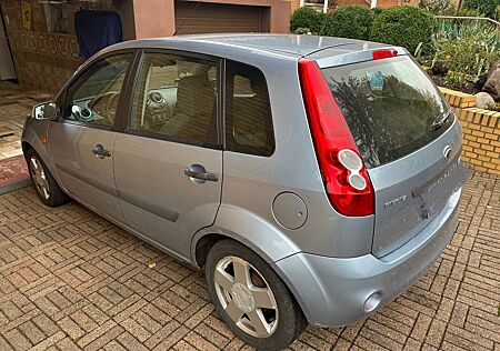 Ford Fiesta FUTURA aus 1. Hand - 4/5 Türen!!!!!
