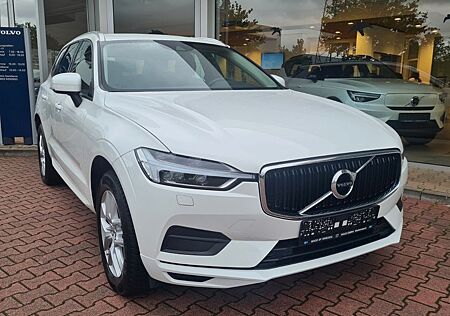 Volvo XC 60 XC60 D5 AWD Momentum Geartronic