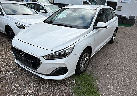Hyundai i30 cw Select