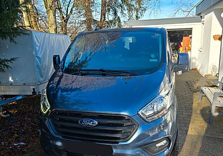 Ford Transit Custom 9 Sitzer