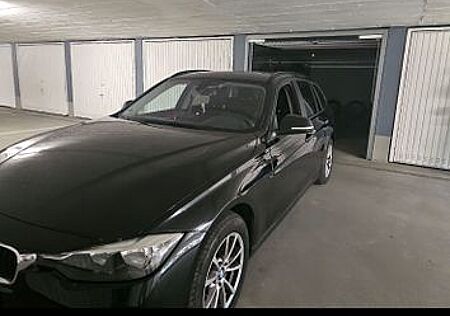 BMW 318d Touring Advantage Advantage