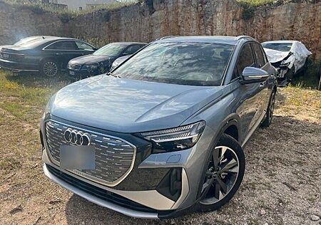 Audi Q4 e-tron 45 2x S LINE/MTRX/20Z/ACC/AMBI+/KAMERA