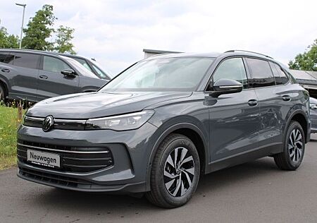 VW Tiguan Volkswagen 1.5 eTSI NEUWAGEN -PANO-NAVI-KAMERA-LED P