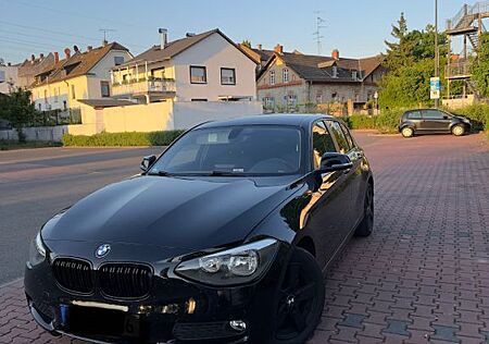BMW 116i Sport Line Sport Line