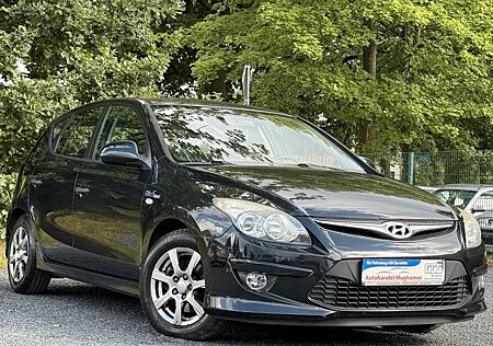 Hyundai i30 blue 1.4 Comfort*2.Hand*TÜV-NEU*Klima*AHK