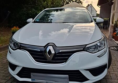 Renault Megane TCe 115 GPF Limited