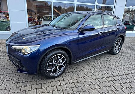 Alfa Romeo Stelvio 2.2 Diesel Automatik/Xenon/Navi