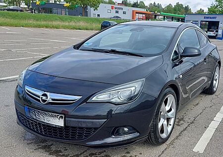 Opel Astra GTC 1.6 Turbo Innovation