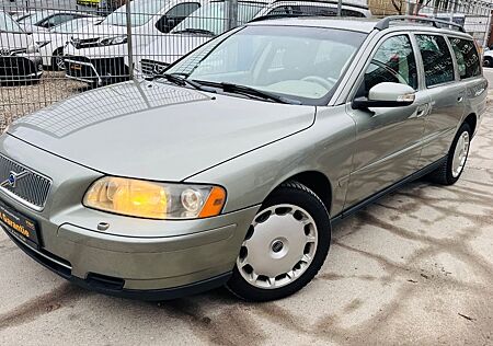 Volvo V70 Kombi Bi-Fuel Kinetic Klimaauto Tüv 06.2027