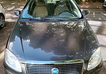 Fiat Croma 2.2 16V Emotion Emotion
