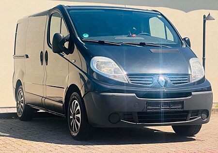 Renault Trafic Kasten Automatik 04/2027 AHK