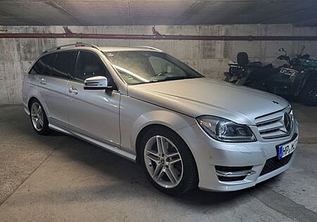 Mercedes-Benz 300 T 300CDI 4Matic 7G-TRONIC AMG