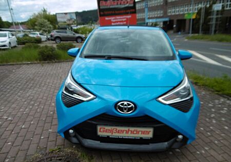 Toyota Aygo (X) Aygo (X) 1,0-l-VVT-i x-sky mit Faltdach