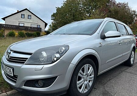 Opel Astra Kombi 1.8 AHK Scheckheft neue Winterreifen