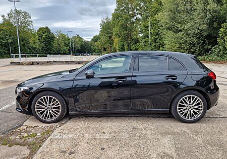 Mercedes-Benz A 250 DCT -*Nightpaket*