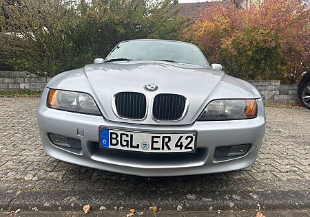 BMW Z3 1.8 mit neuem Verdeck