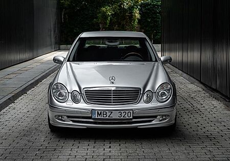 Mercedes-Benz E 320 AVANTGARDE 3.2 benzin Avantgarde