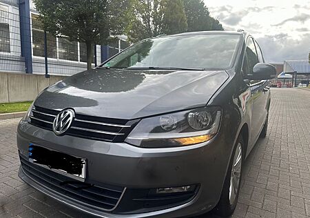 VW Sharan Volkswagen 2.0 TDI SCR 130kW DSG Highline Highline