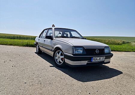 Opel Ascona C GLS super historie