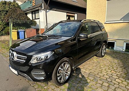 Mercedes-Benz GLE 350 d 4MATIC - Top Panorama Scheckheft MB