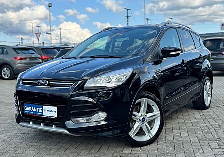 Ford Kuga Individual 4x4*Leder*Navi*Pano*Xenon*Assist