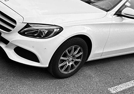 Mercedes-Benz C 200 d T Autom. -
