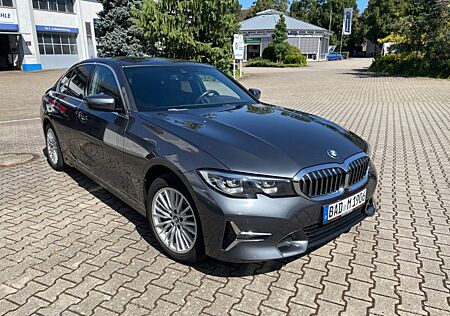 BMW 318 d Luxury Line