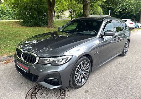 BMW 330e M Sport*Navi/Live*LED*1HD*Sportsitze*
