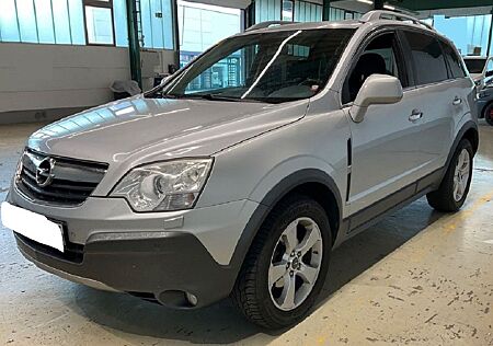 Opel Antara 2.0 CDTI 4x4 XENON Navi TÜV S.dach LEDER