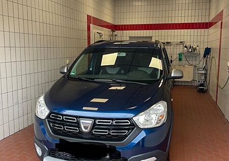 Dacia Lodgy Blue dCi 115 Stepway 5-Sitzer