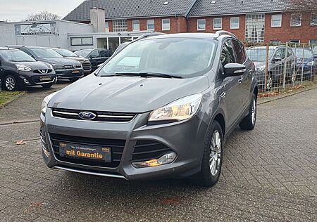 Ford Kuga Titanium/Automatik/4x4 Allrad /wenig KM