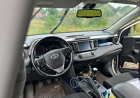 Toyota RAV 4 2,2-l-D-4D 4x4 Comfort Comfort