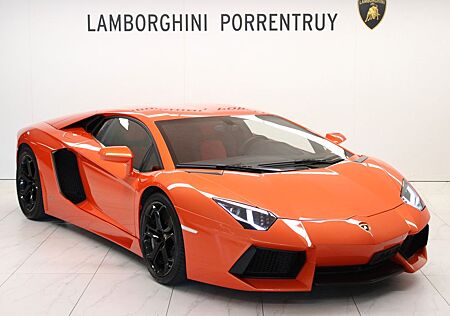 Lamborghini Aventador LP 700-4