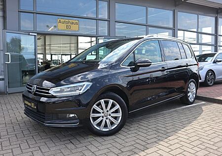 VW Touran Volkswagen Highline LKRHZ-ACC-NAVI-LED-CAM-SHZ-BT