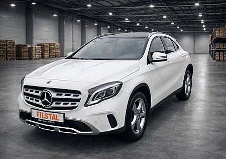 Mercedes-Benz GLA 200 DCT URBAN/PANO/NAVI/360 KAMERA/AHK