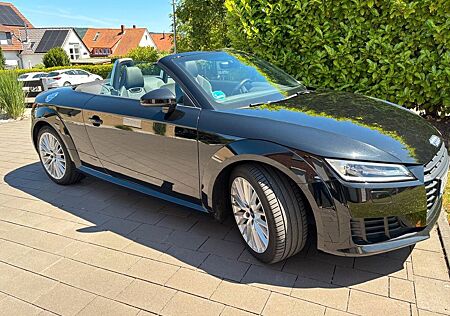 Audi TT Roadster 1.8 TFSI - NACKENHZG/ KAMERA