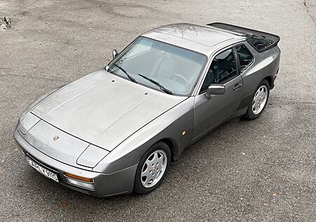 Porsche 944 S2 Coupé Prototyp