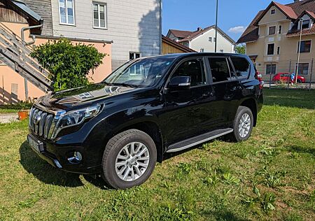 Toyota Land Cruiser 2.8 D4-D Executive 130 kW (177 P...