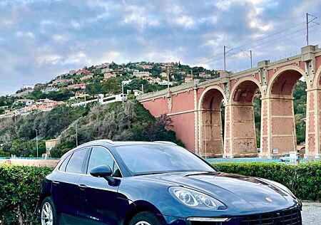 Porsche Macan S Diesel AHK, Sitzbelüft. Luftfed. Panoram