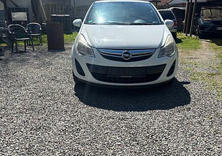 Opel Corsa 1.2 TÜV 07.26 3. Hand
