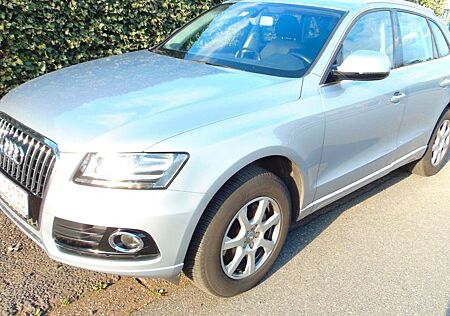 Audi Q5 2.0 TFSI 132kW quattro 1.Hd. Scheckheft