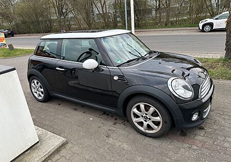Mini Cooper D AT Baker Street Baker Street