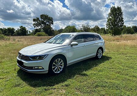VW Passat Variant Volkswagen 2.0 TDI SCR 140kW DSG Highlin...