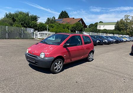 Renault Twingo 1.2 Authentique/Tüv Neu/8 fach bereift