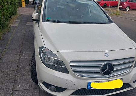 Mercedes-Benz B 180 CDI BlueEFFICIENCY -