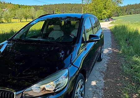 BMW 2er 220 Gran Tourer 220i Sport Line