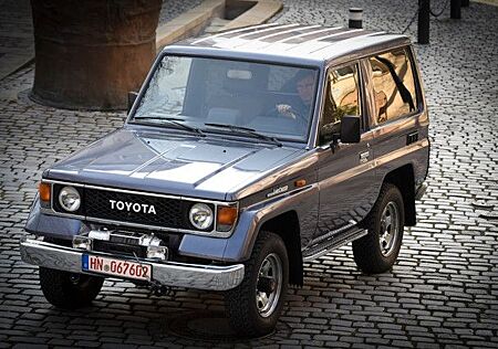 Toyota Land Cruiser LJ70 Turbo, Winde, AHK, Top Zustand