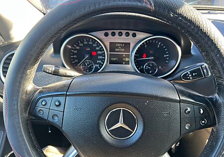Mercedes-Benz ML 320 CDI 4MATIC -